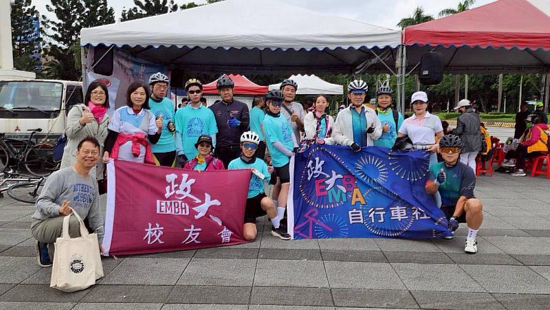 政大EMBA自行車社2025年11月星兒環島暖心陪騎。