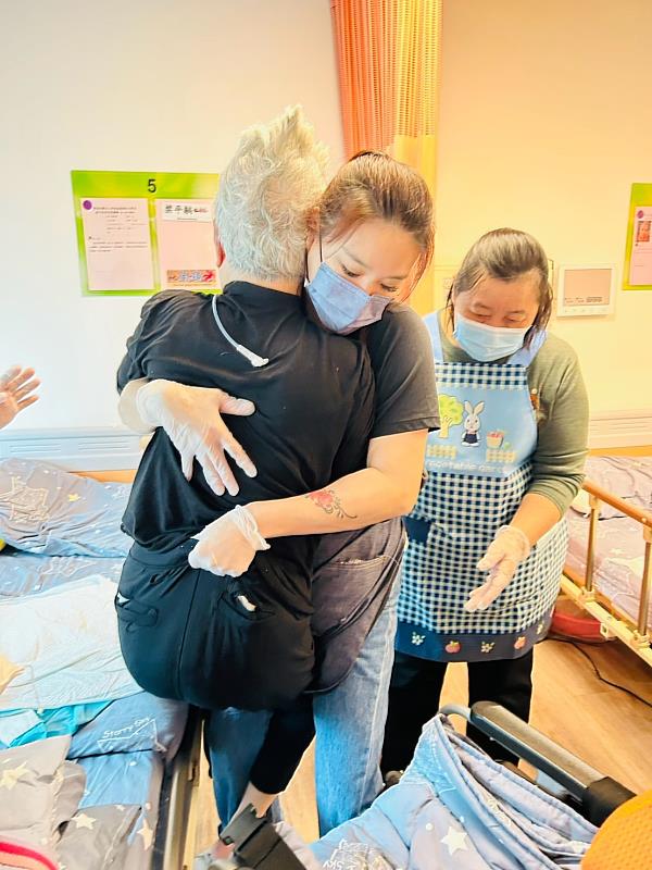 「助人又就業！」 嘉義縣培訓近400位民眾取得照服員證書