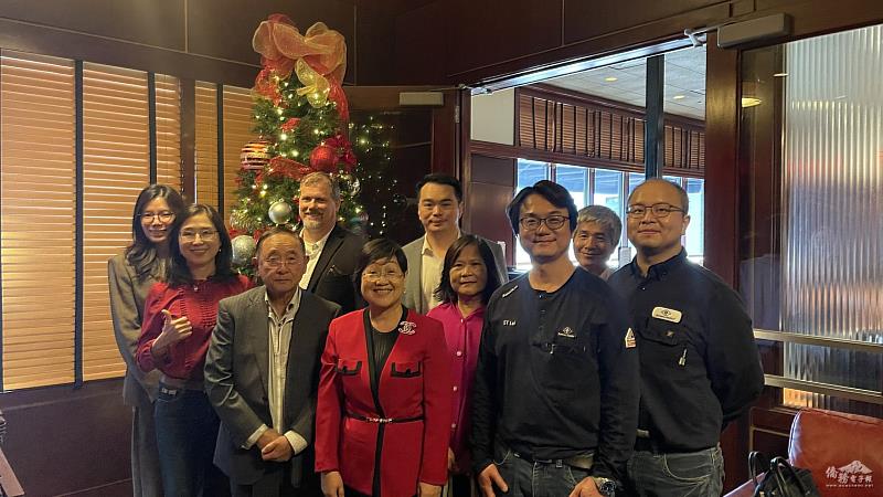 訪視貝城行程在溫馨大合照中劃下句點。