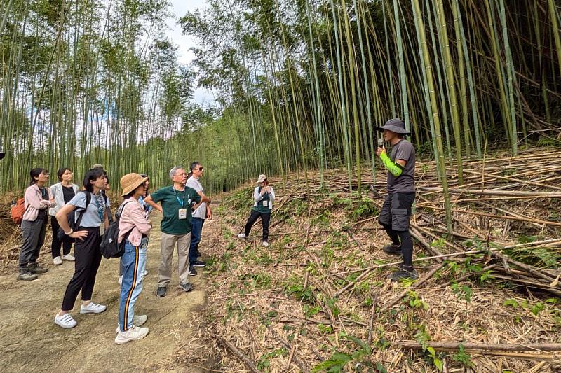 中大USR攜手產官學研社，辦理「環境共融，與竹同行」SIG交流暨移地參訪。