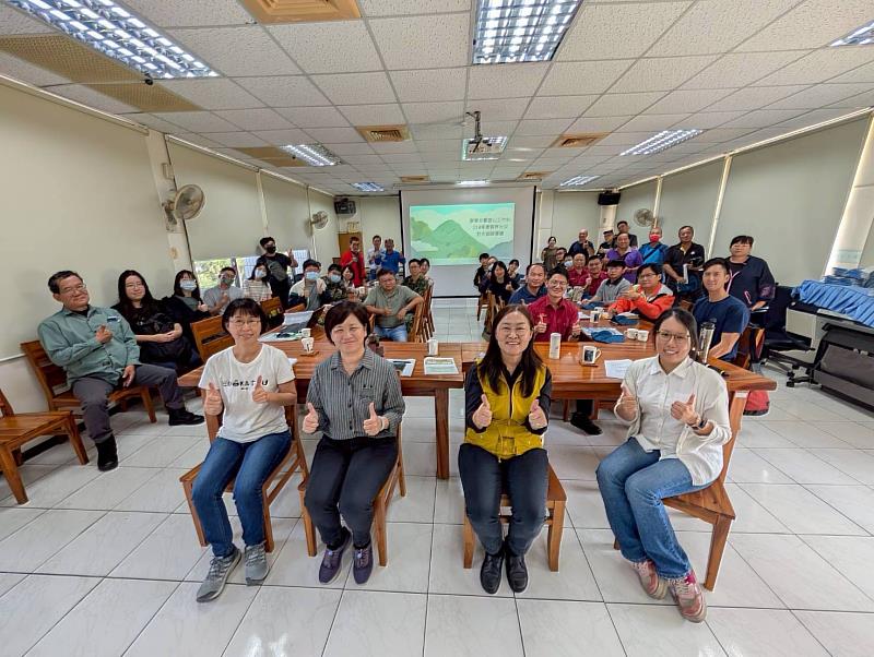 防火座談會大合照。