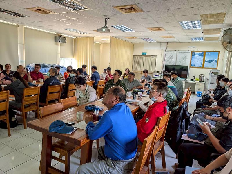 中央地方及社區多單位共同與會協作。