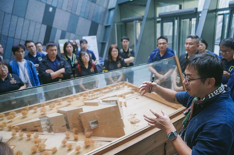 南大 EMBA 於蘭陽博物館由陳碧琳館長親自導覽，深入了解博物館永續營運與在地連結。