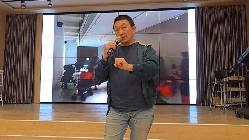 徐瑞憲認為藝術創作是與記憶對話的旅程，並期望透過作品與觀眾進行思想交流。