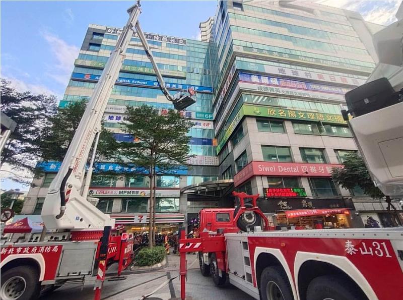 執行高樓火災搶救演練。