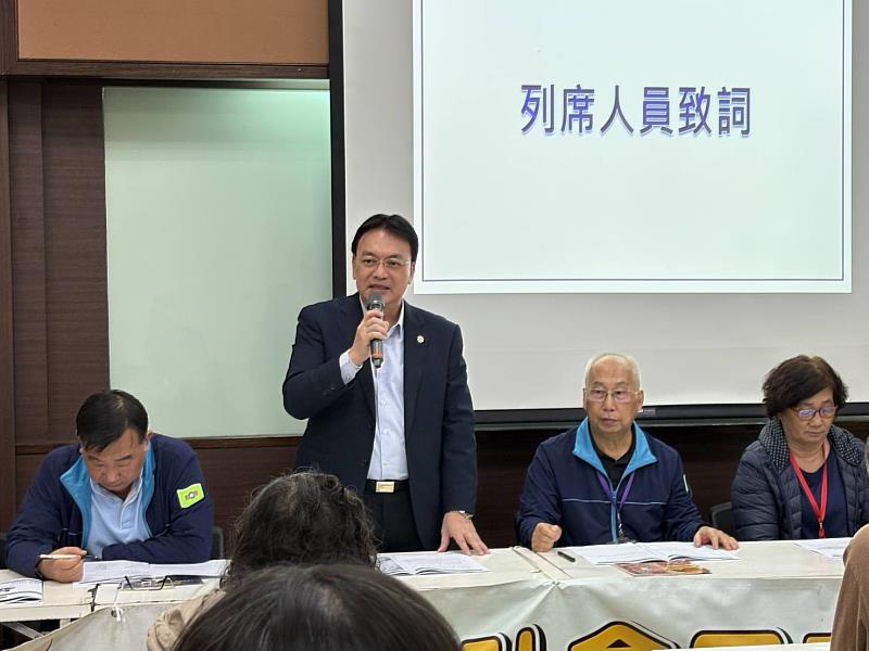 救國團翁副主任宏文致詞。
