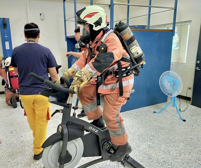 消防局於今（114）年順利完成火場生存普測。
