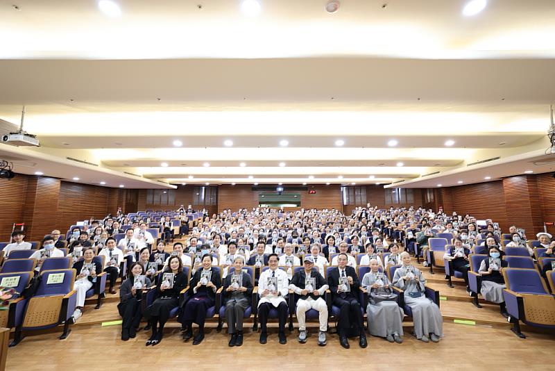 「醫療希望在花蓮」林欣榮院長新書簽書會，協力講堂幾乎滿座。