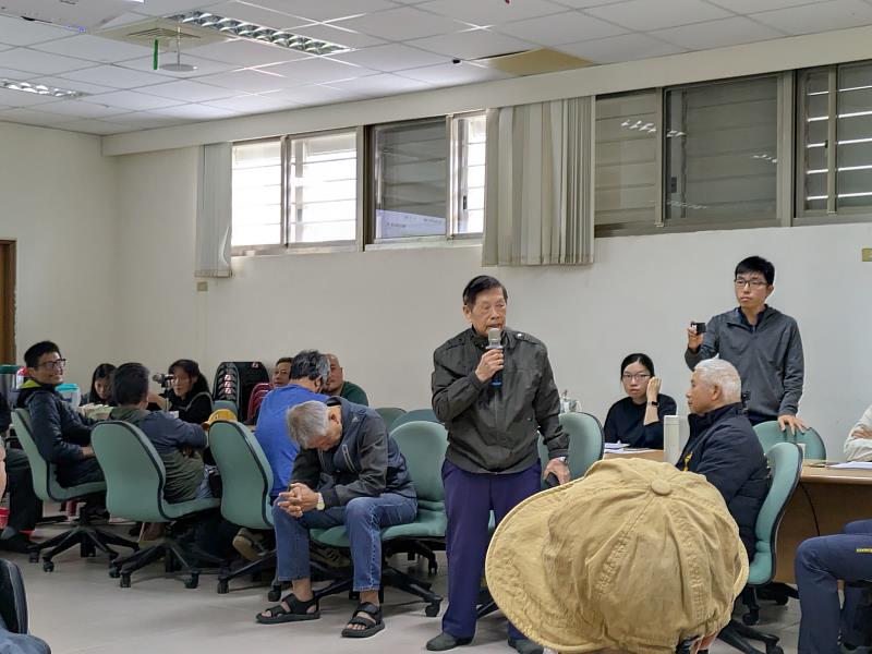 林農現場提問。