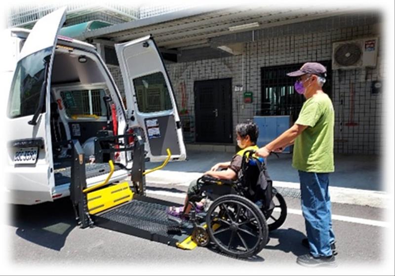 花蓮縣政府推動復康巴士免費服務 打造更友善無障礙交通環境