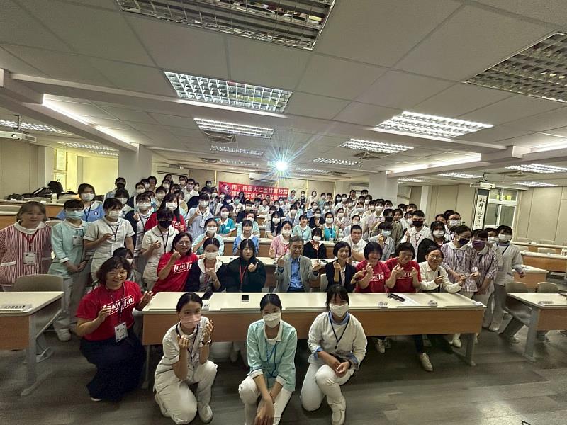 2025年大仁盃技專校院護理臨床情境實務技能競賽合影。