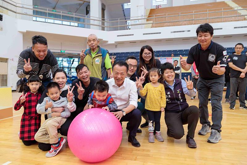 嘉義縣114年度勞工趣味運動會，親子、勞工組團熱鬧競賽