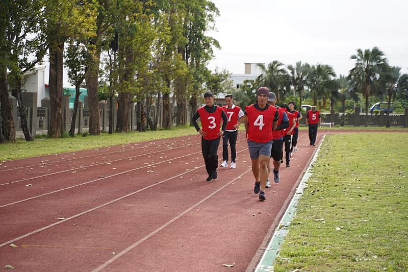 術科測驗-負重跑走