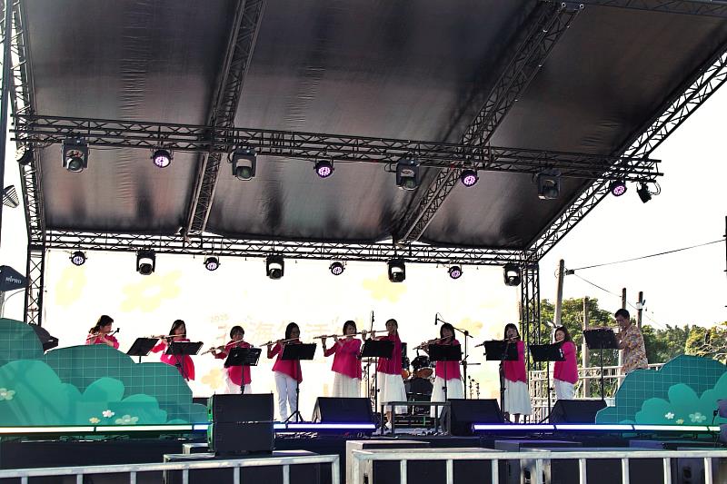 0_卡卡頌長笛樂團開場