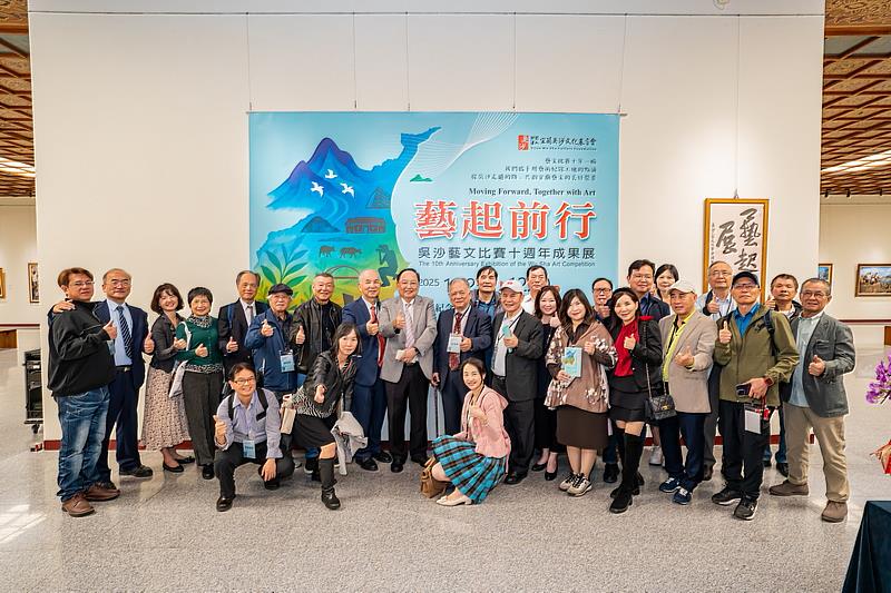 此次十週年成果展獲得明緯公益基金會、桓達科技、茂生農經、進聯工業等企業大力支持，展現企業對文化永續的承諾。