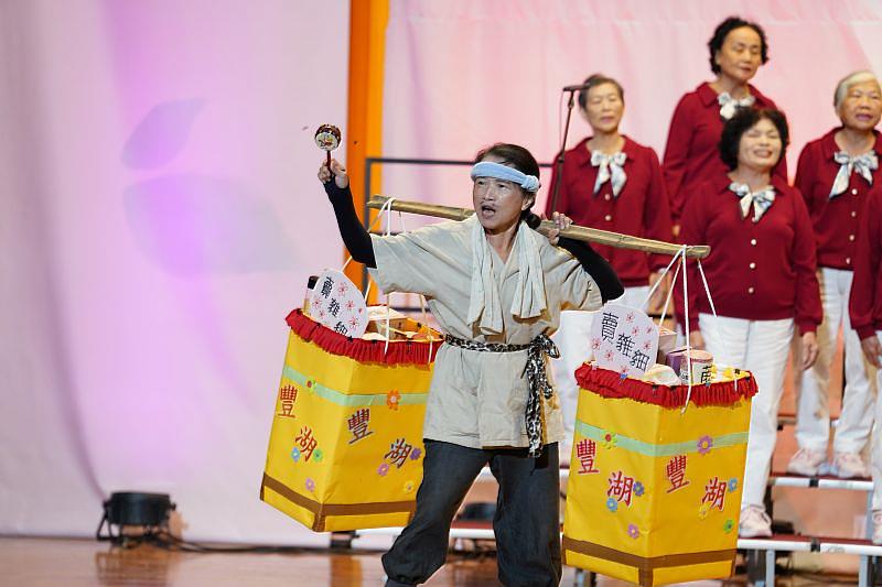 客家歌謠中區場跨世代共響傳承，優等獎苗栗縣造橋鄉豐湖社區發展協會。