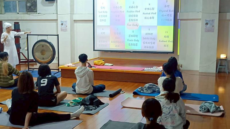 瑜珈Ten Body講解。