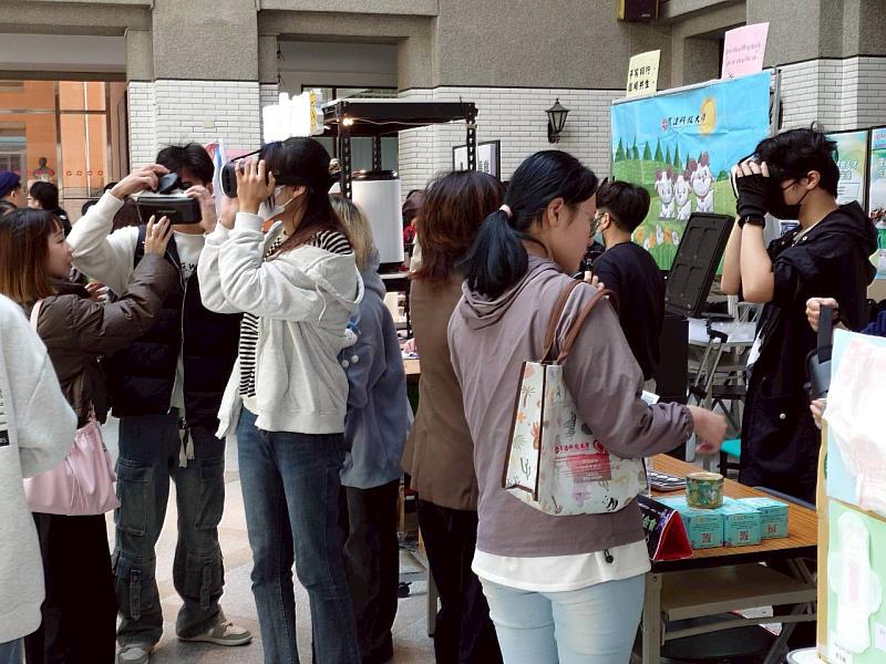 心路基金會－VR自閉症模擬體驗。