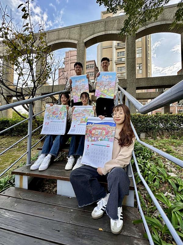 竹市稅務局《2026幸福新竹》月曆登場 12/4起捐發票輕鬆換