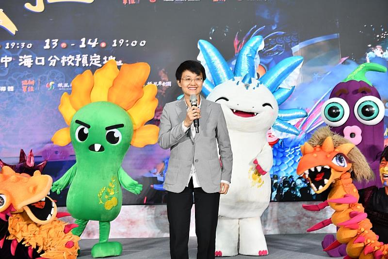 客委會古秀妃主委致詞。