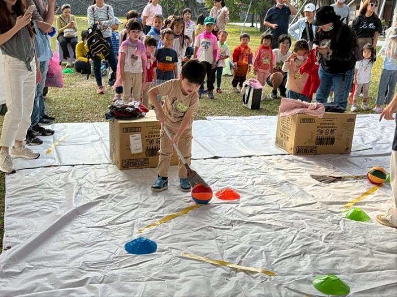 家事達人屋關卡，動手做家事，學習照顧好自己的家。