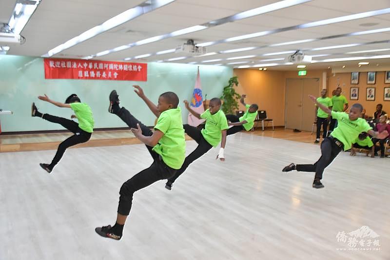 學員帶來武術表演。