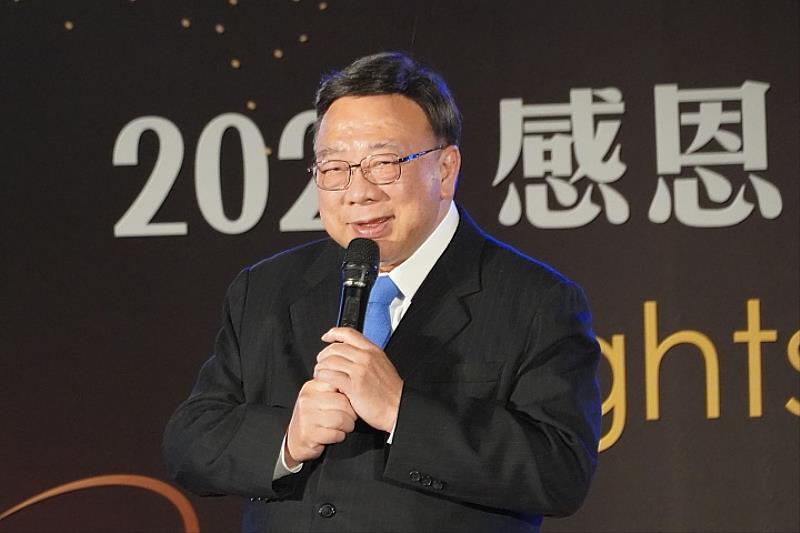 校長以溫暖話語勉勵同學,期許大家心懷感恩、勇敢前行。