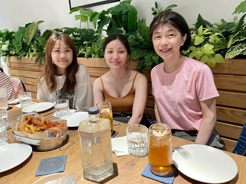 在景觀系張琪如主任與朱世人老師指導下，學生以細緻觀察與整體規劃，提出人類與海洋共存的永續藍圖，獲評審高度肯定。