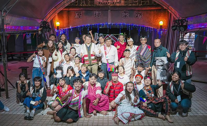 佛光大學原民週熱鬧登場！HATA原行畢路為主題，以文化連結歲末祝福。