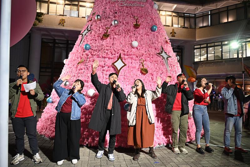 2025縣府聖誕樹點燈 一起傳遞愛與希望 歡迎來臺東慶聖誕及跨年