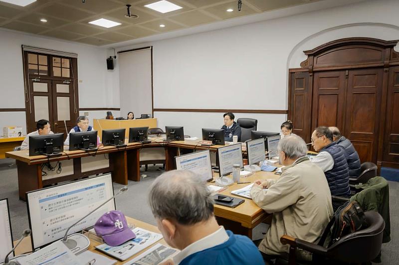 新竹市政府今(4)日交通改善小組會議聚焦公道五路改善。