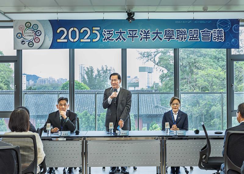 「2025泛太平洋大學聯盟會議」主席葛煥昭校長歡迎各校代表蒞臨。（圖／淡江大學提供）