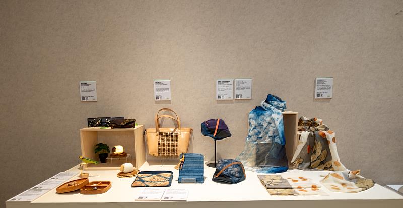 2025「綠工藝展區」認證作品以源自臺灣、貼近生活的綠工藝精神為主，讓觀者感受臺灣生活工藝的自然韻味。