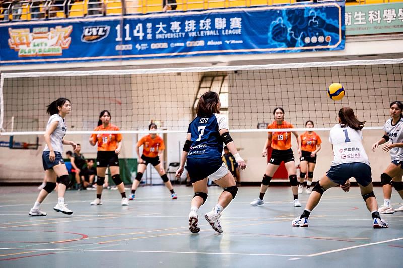 世新女排於114 UVL二級預賽中以5戰全勝的佳績，完美啟動新賽季。（世新大學提供）