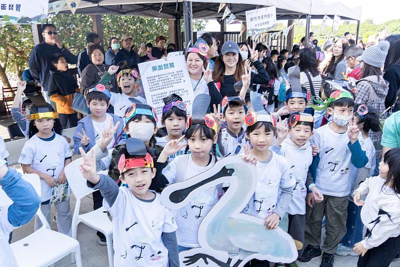 濕地嘉年華現場孩童參與活動情形