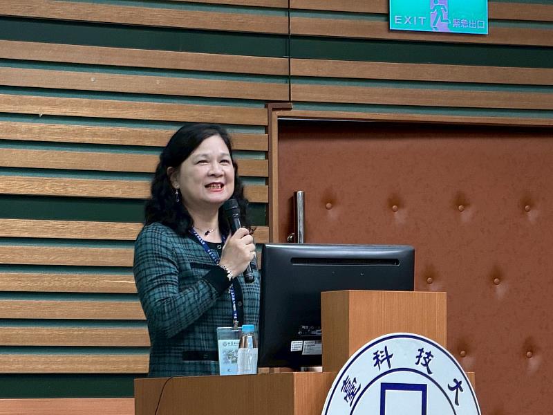 中臺科大陳錦杏校長致詞指出，未來照護模式與人才培育將面臨全面升級與轉型