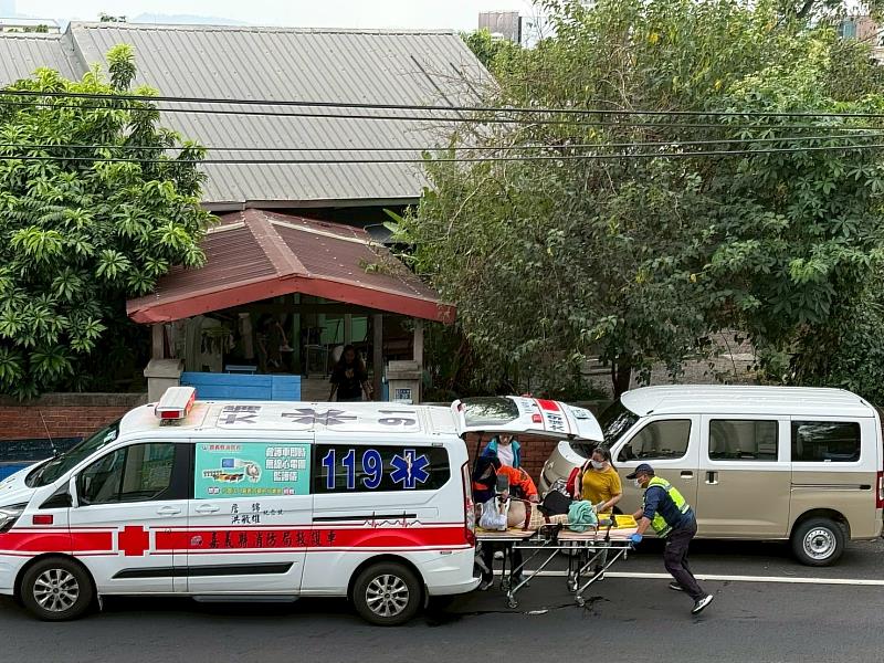 竹崎鄉衛生所即刻救援,成功搶救95歲婦人。