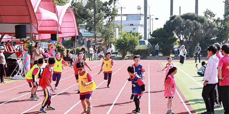 安東國小舉辦66週年校慶暨PU跑道落成啟用儀式