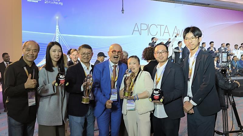 Dual APICTA Gold for Huijia Health — Asia-Pacific’s Highest Honors R...