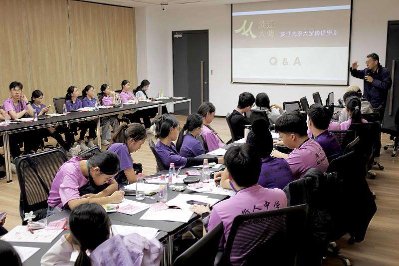 馬來西亞循人中學師生於12月1日參訪淡江大學。（圖／淡江大學提供）