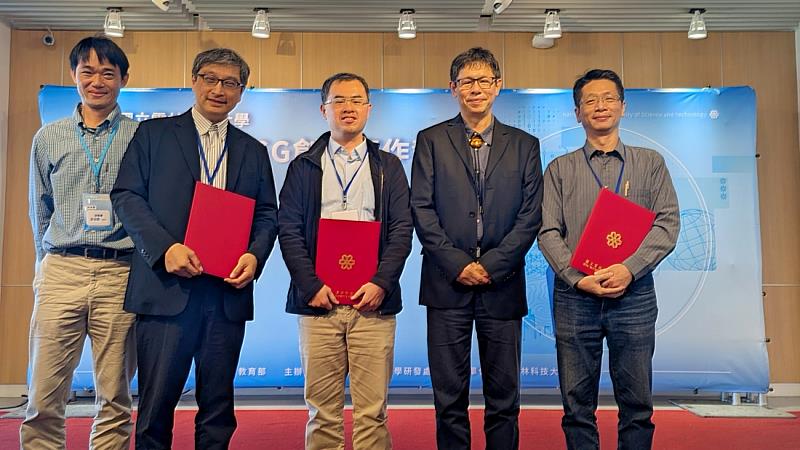 評審委員合影。