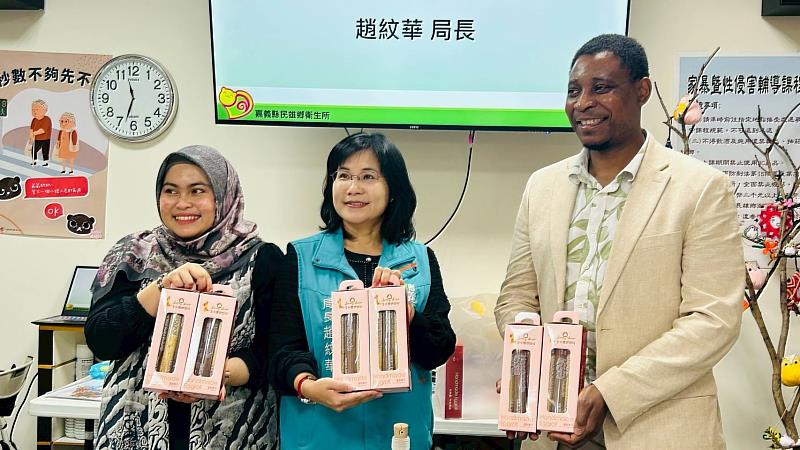 嘉縣公共衛生國際交流 長庚科大偕印尼、美國學者參訪民雄衛生所