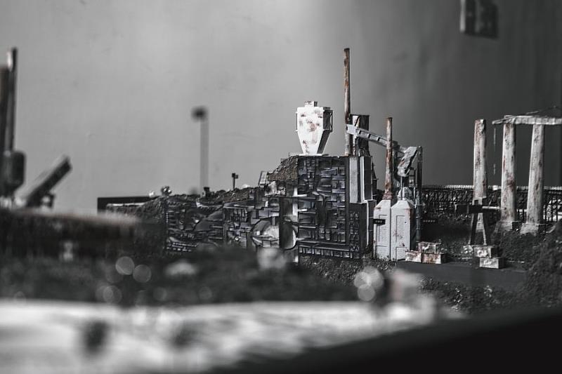 逢甲大學建築專業學院學生吳喬茵作品《沉墓：一場無聲的告別》。