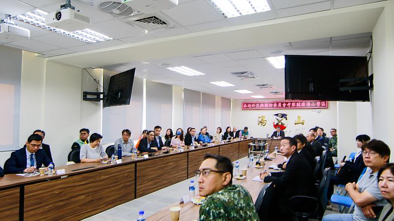 鐘俊顏副校長說明崑山科大辦學績效與現況。