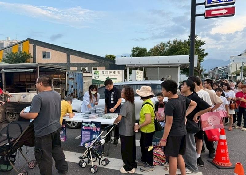 臺東縣環保局攜手池上觀光夜市 推動減塑行動落實有成