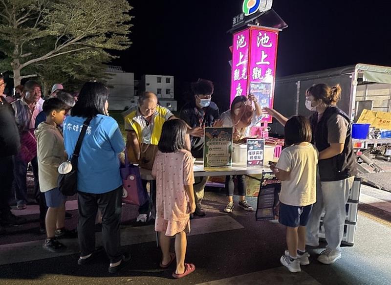 臺東縣環保局攜手池上觀光夜市 推動減塑行動落實有成