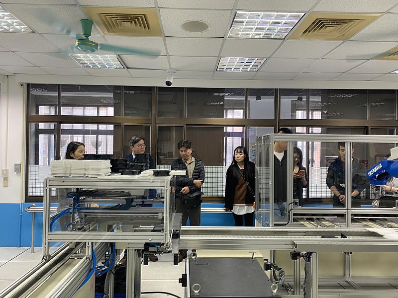 參訪育達科技大學物聯網工程應用學位學程智慧工廠