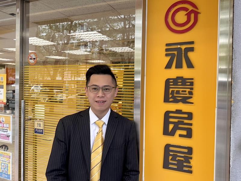 楊昕從電路板工程師轉職到永慶房屋,收入翻倍成長,創下年薪150萬好成績。