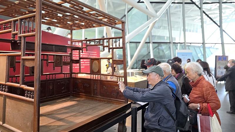 113年度捐贈人及貴賓參觀「客家个藏寶」113年度捐贈文物特展。