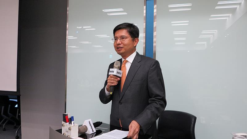 勤業眾信策略、風險與交易服務資深執行副總經理范有偉。/pho]</p>

      <p>[pho]2025/20251212/00421416.202512121199908709m.jpg|Deloitte日本（Deloitte Japen）財務諮詢合同會社高級顧問張鈺。